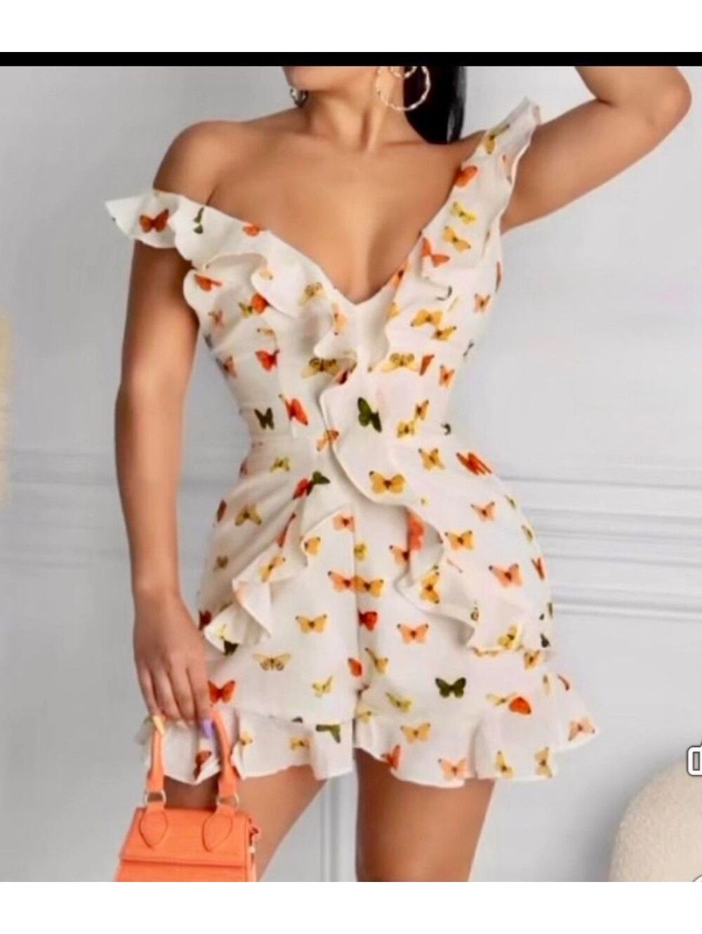R4. Rosevelvet Butterfly Romper